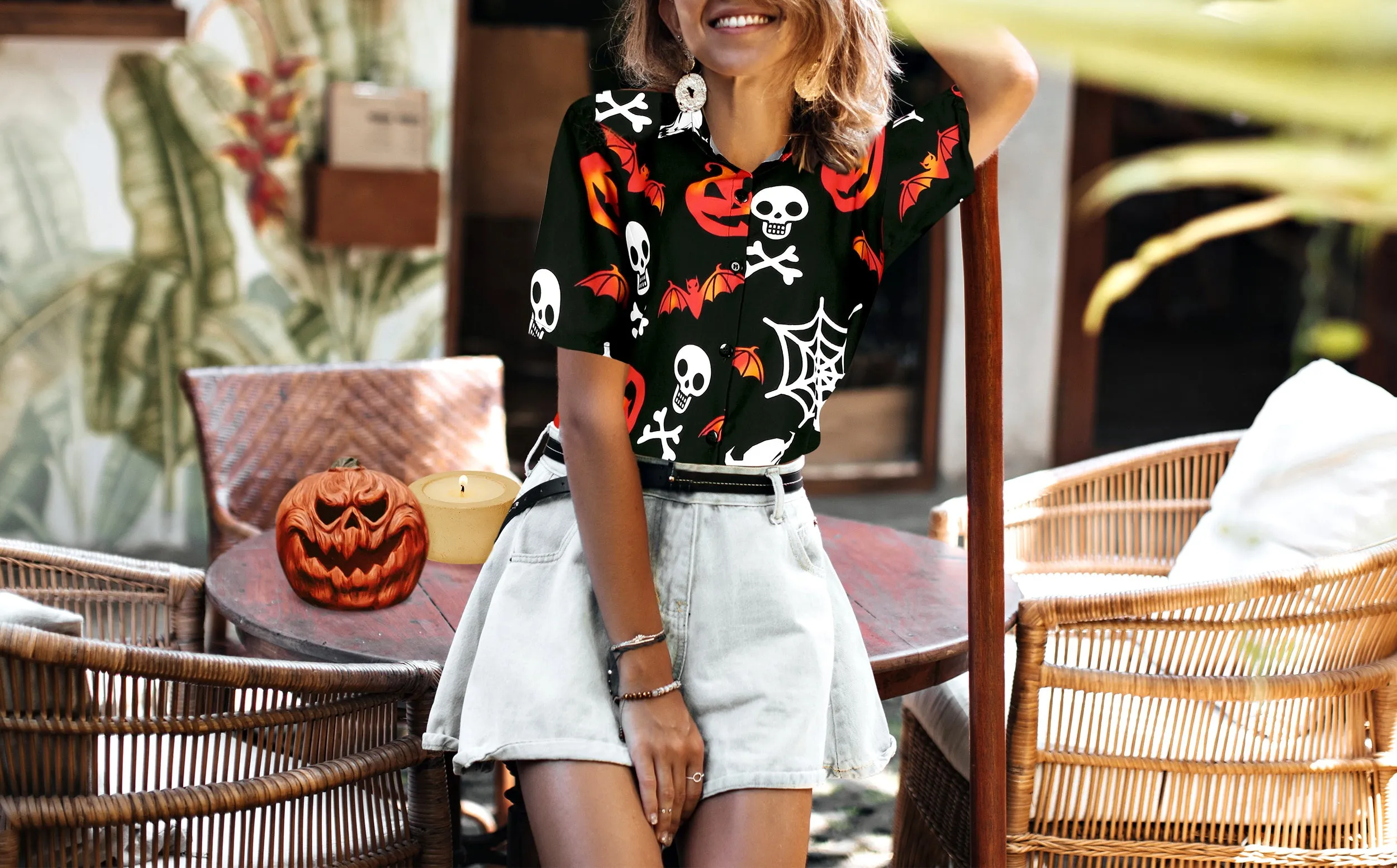 La Leela Halloween Women's Pumpkin Bat And Skull Cross Web Printed Black Shirt