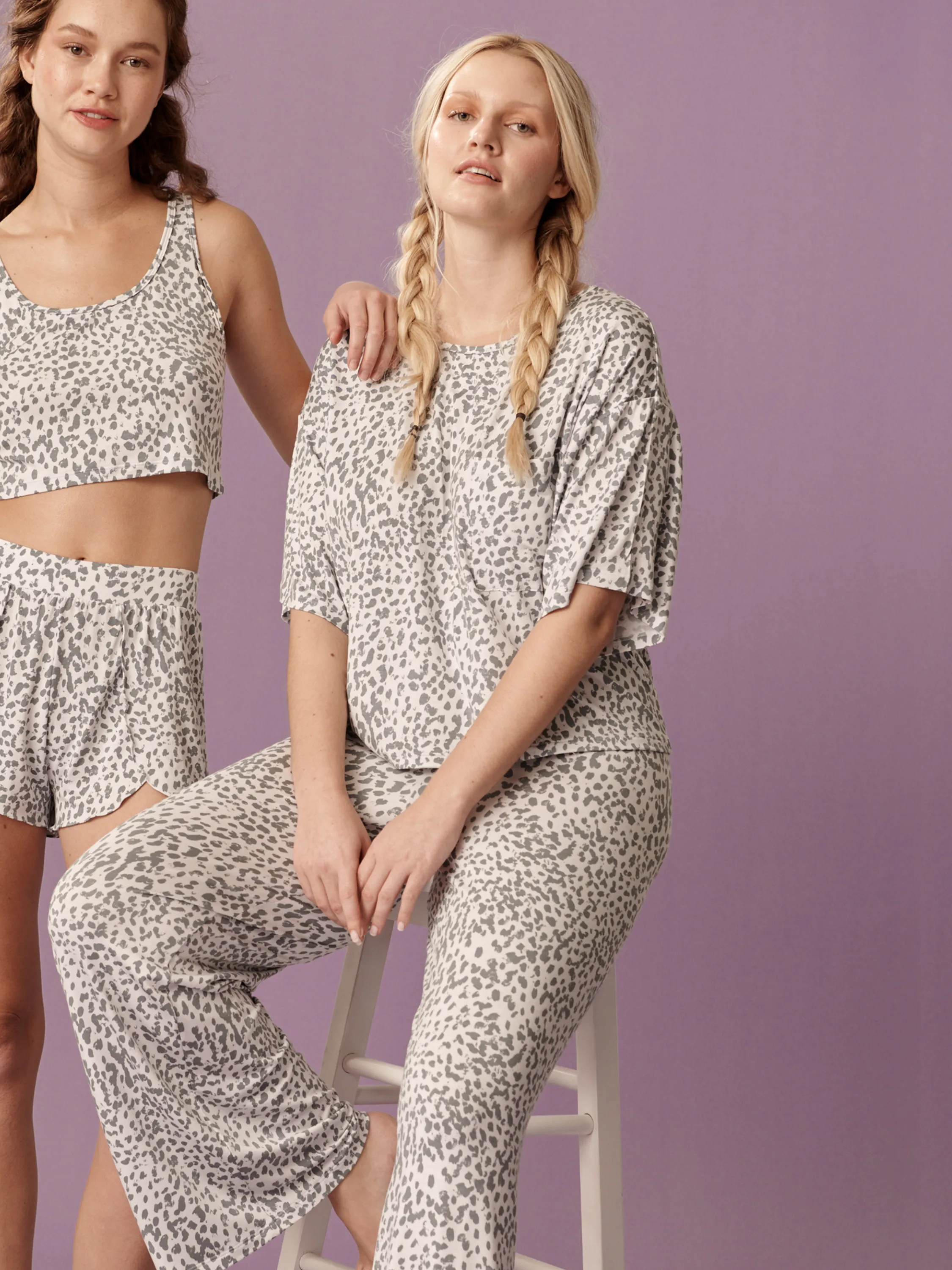 Printed Unwind Oversized T-Shirt Exclusive Snow Leopard Sale
