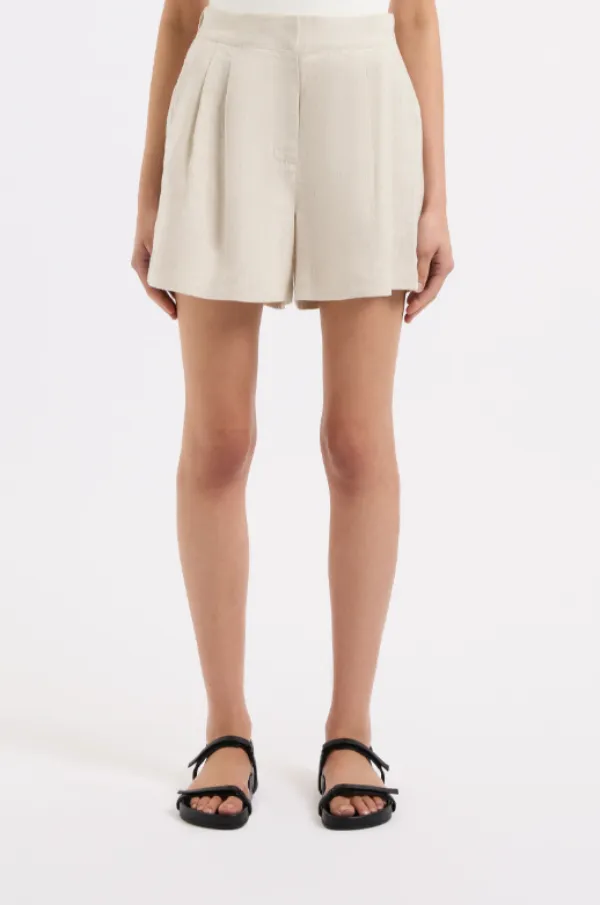 Thilda Tailored Short Natural